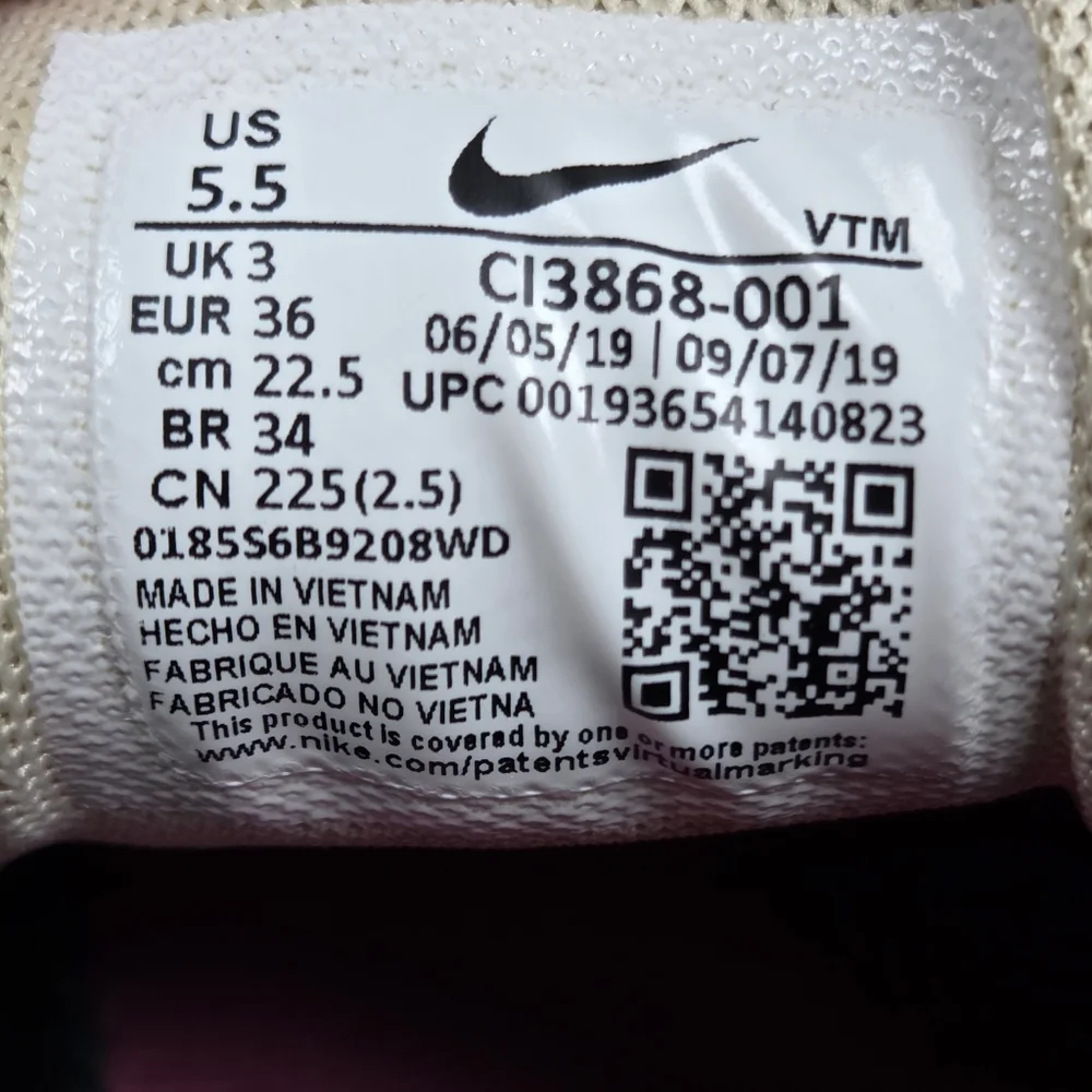 Nike Air Max 720 Fossil Pistachio Trainers Sneakers C13868-001 Sz. 5,5